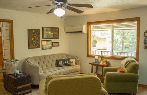 Saint Joe House | Martine House - Large farmhouse near the Buffalo National River