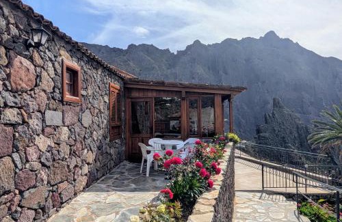 Masca House | Masca - Casa Rural Morrocatana - Tenerife ONLY ADULTS