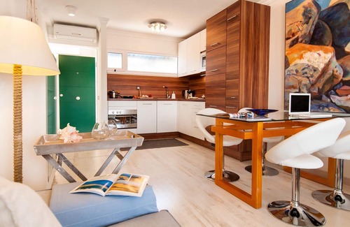 Meloneras Apartment | Maspalomas Charca AB by VillaGranCanaria