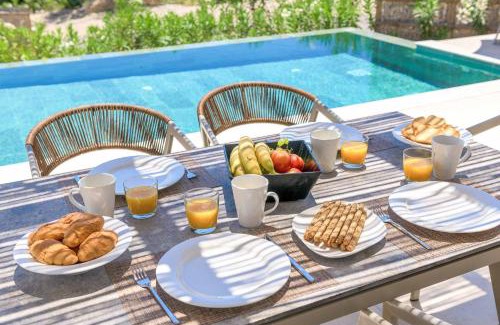 Archangelos Villa | Massari Hills Villa 9