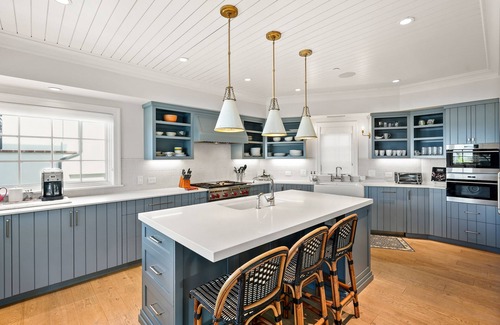 Village of La Jolla Villa | Massive 7BR La Jolla Estate | Ocean View | AC