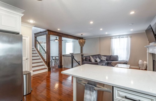 Northside House | Massive home/Downtown/Garage/Fenced in yard