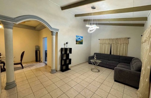 Sector 1 Nor-Oeste Apartment | Master Suite Gold #4