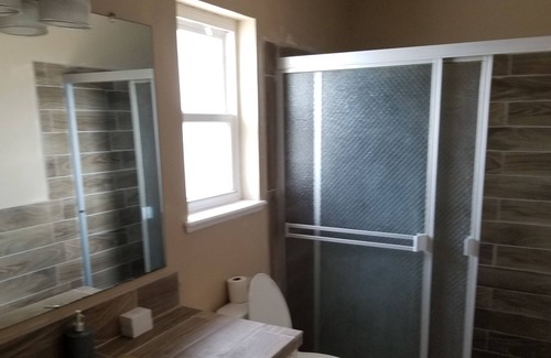 Biggs Field House | Master suite with pool