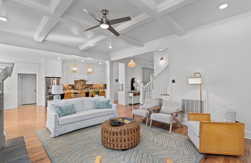 Evans House | MASTERS House on the Golf Course