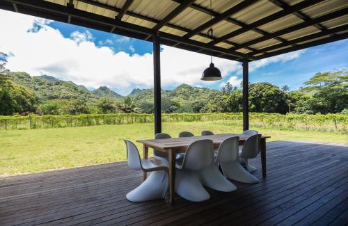 Takitumu District House | Mata Manea