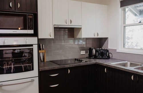 Berry Villa | Matilda Cottage - Berry village centre hideaway