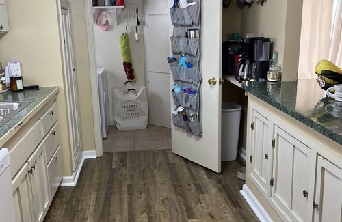 Willow Springs House | Maui and Me Twin Bed