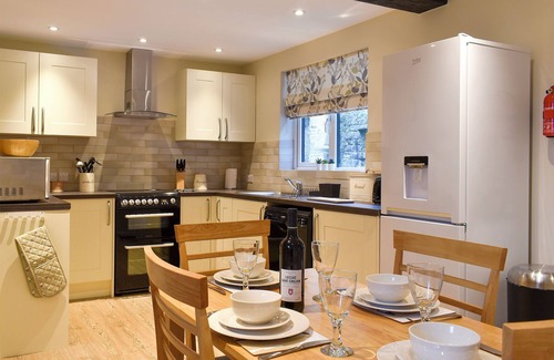 Giggleswick Cottage | May Cottage - UK12970