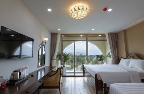 Con Son Hotel | Maya Hotel 4