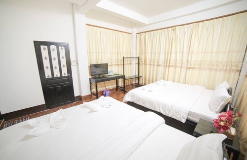 Vang Vieng House | Maylay Guesthouse