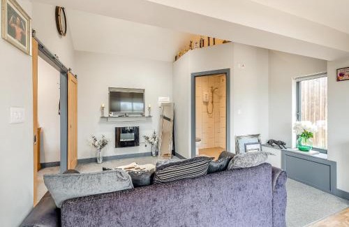 Broad Oak House | Mayton Lodge