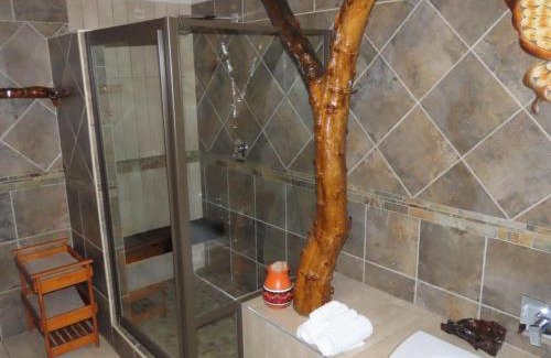 Kareeberg Cabin | Mazuri Shamba Lodge