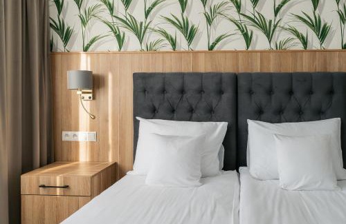 Jelenia Gora Hotel | Mazurkowa - z widokiem na Karkonosze i Śnieżkę, darmowy parking, obok restauracja Mazurkowa Chata