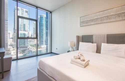 Jumeirah Lake Towers Apartment | MBL Royal, JLT -One Bedroom with Lake View