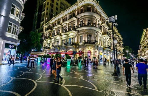 Nasimi Apartment | Mc donalds Hotel Apartment