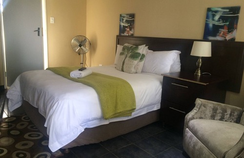 Ermelo House | McBest Guest House