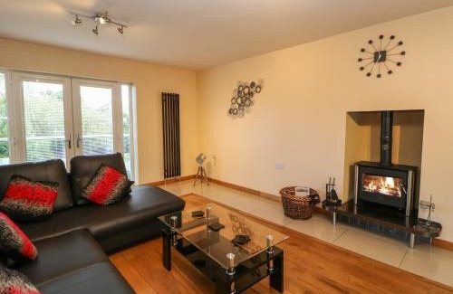 Darlington House | Mead House