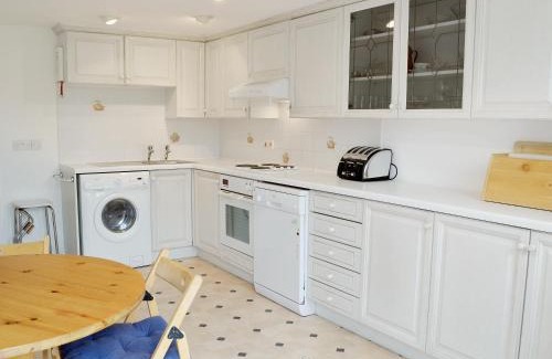 Broadwindsor House | Meadow Cottage-E1793