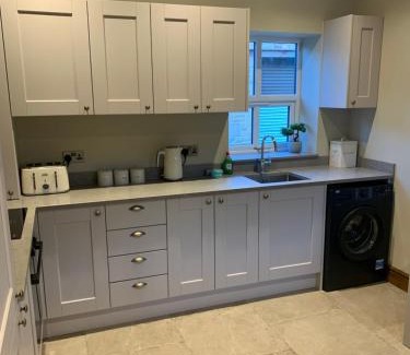 Edgworth Apartment | Meadowcroft farm