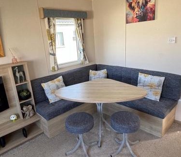 Allhallows House | Meadowside Caravan Hire Haven Kent Coast