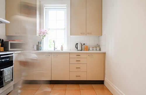 Coogee Apartment | Meander to the Beach