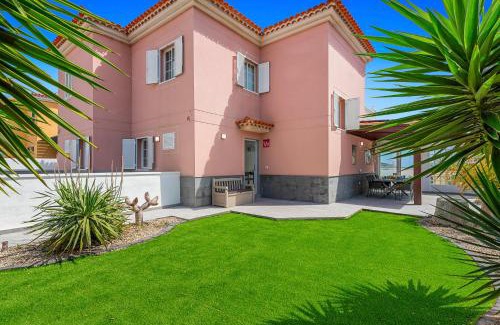 Arenas del Mar House | MEDANO4YOU Casa Rosa 2