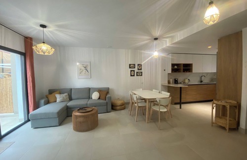 Benajarafe Ski Chalet | Mediterranean Breeze