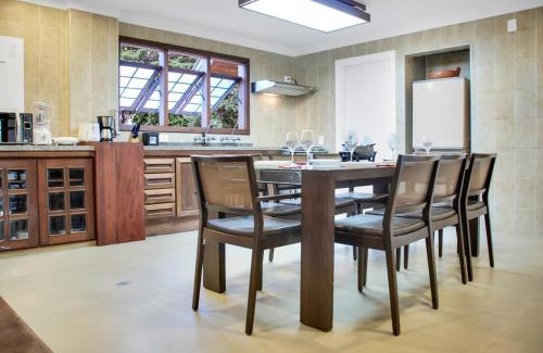 Nova Nazare Apartment | Mega cobertura - Capivari - 8 Quartos - Salão de Jogos