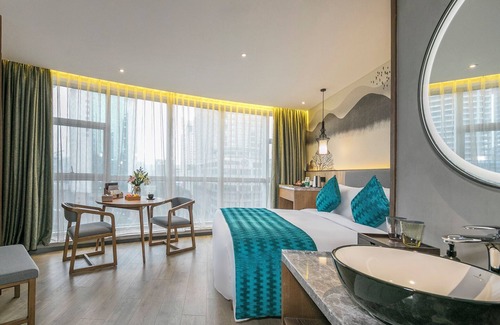 Shangqing Temple Hotel | Mehood Lestie International Hotel Chongqing Yuzhong Lianglukou Metro Branch