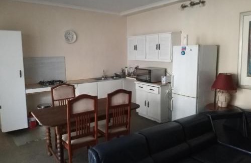Pretoria Apartment | Meintjieskop Self-Catering Accommodation