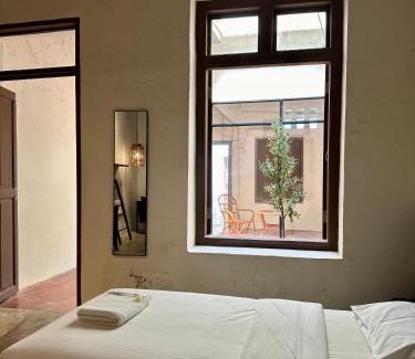 Downtown George Town House | Melayu Villa by Aayu - 8 mins walk to Armenian St