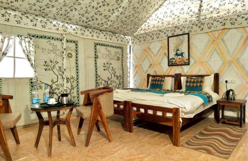 Sam Hotel | Melody Moon Desert Camp & Resort