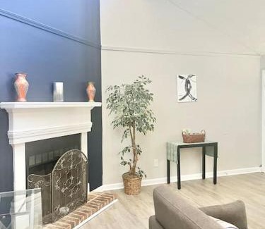 Athens Apartment | Memorable and Enjoyable Near all the Action in Athens