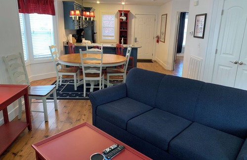 Branson Cottage | Memories are made here! Stormy Point Village is all about family vacations.