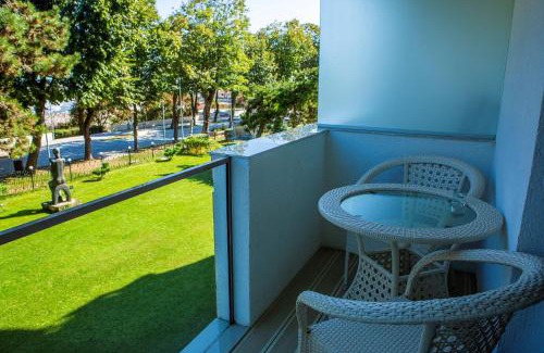 Mangalia Hotel | Mera Brise