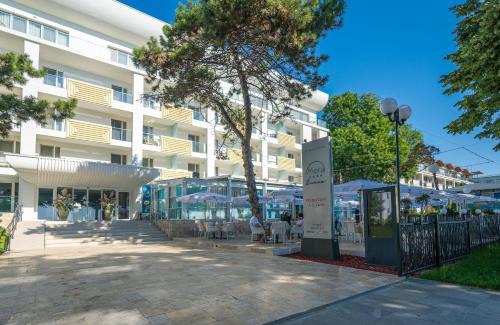 Mangalia Hotel | Mera Brise
