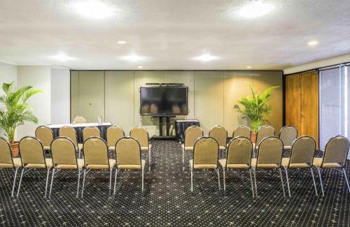 Currajong Hotel | Mercure Townsville