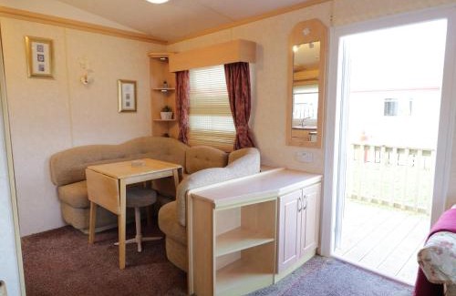 Limavady House | Meric Stone Holiday Lets Caravan 2