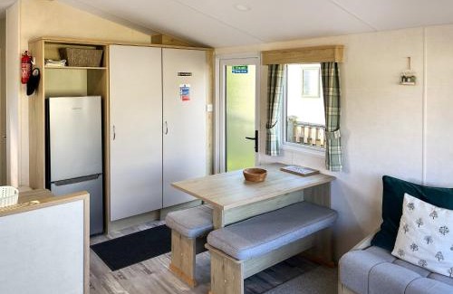 Knaresborough House | Meridan Birkham 2 - Uk48531