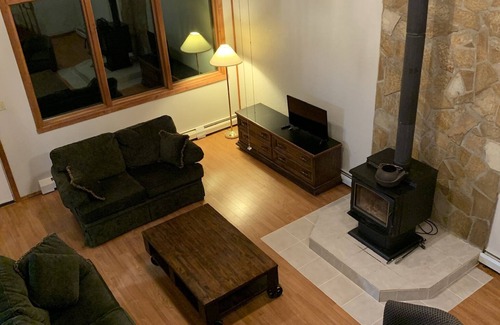 Parkland Beach Cabin | Meridian Vacation Rental and camping @ Gull Lake