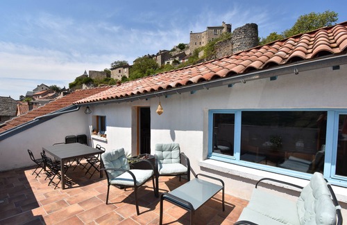 Compeyre House | Meublé de tourisme * aux portes des Gorges du Tarn - vacation home 15pers
