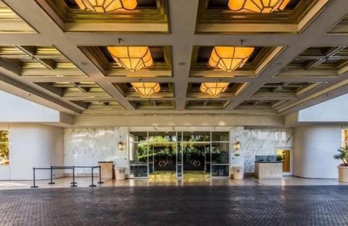 Las Vegas House | MGM Signature 1BR Balcony 06721