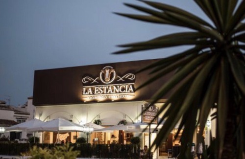 Sitio de Calahonda Apartment | MI CAPRICHO C16 Luxury apartment on the beachfront