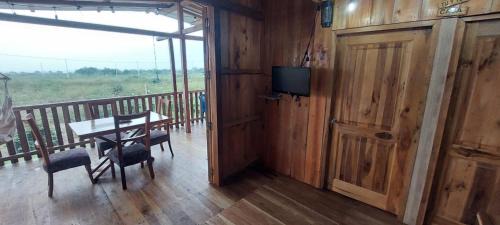 Puerto Cayo House | Mi casa de Madera