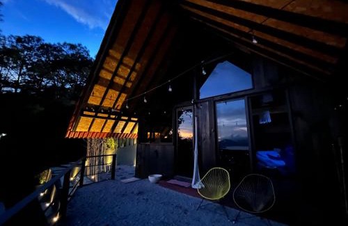 El Santuario Ski Chalet | Mi Refugio Nordico Buho Cabin