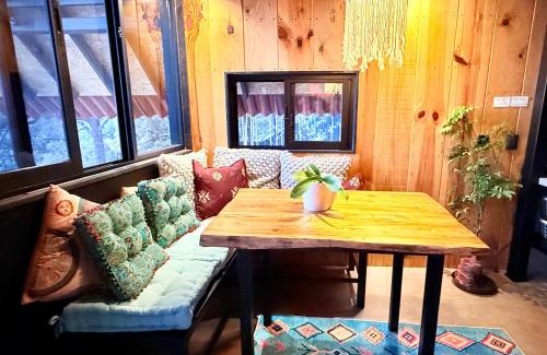 El Santuario Ski Chalet | Mi Refugio Nordico Buho Cabin