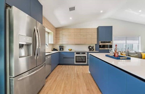 Richmond West House | Miami 5BR Resort: Heated Pool & Mini Gol