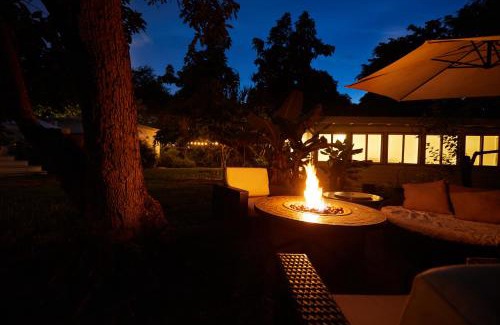 El Portal House | Miami Pool Cottage, tropical garden paradise