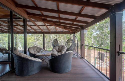 Eagle Bay House | Mibremilla I Private Properties